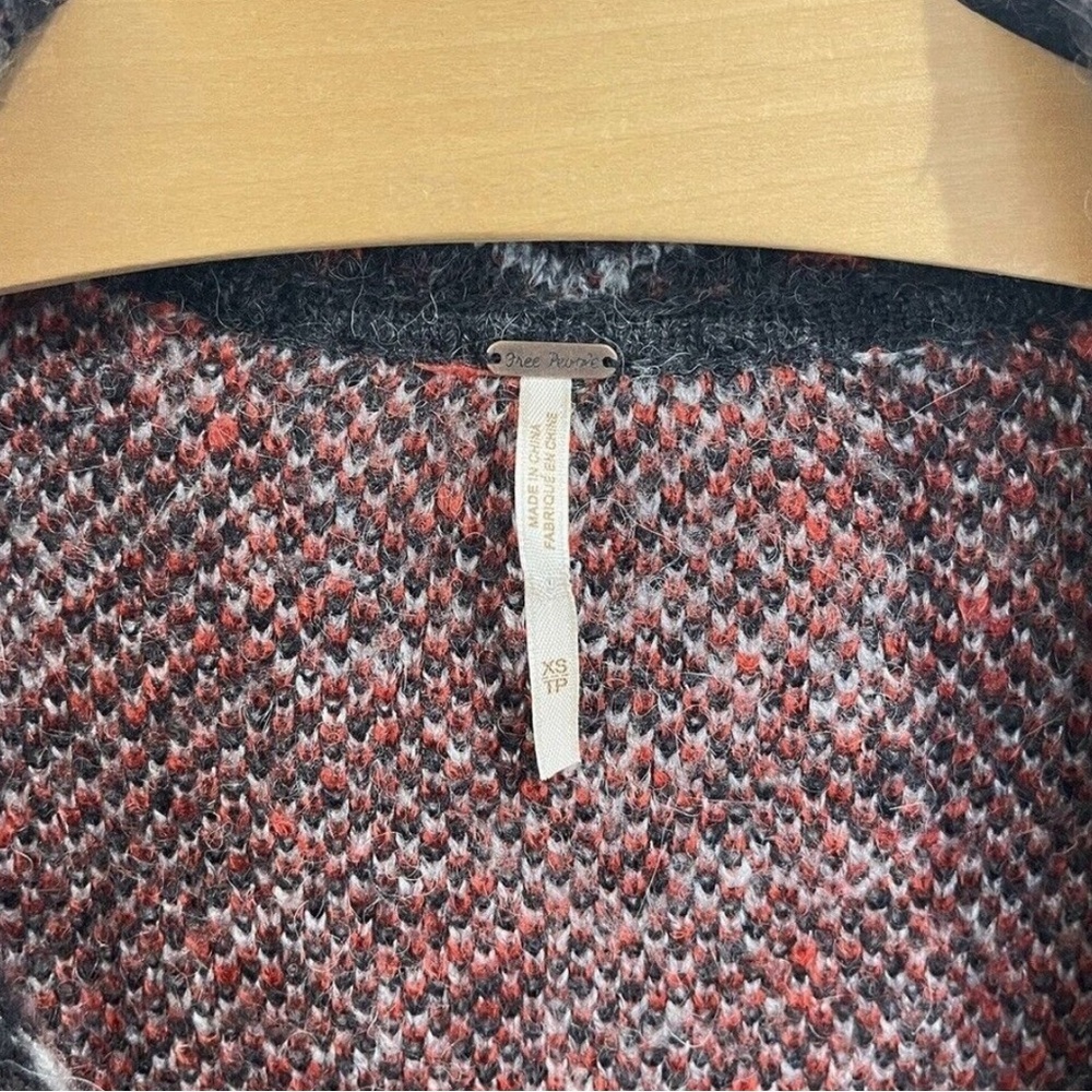 Free People Black Aztec Geo Print Long Cozy Jacket Wool Alpaca Blend Size XS - Picture 4 of 7